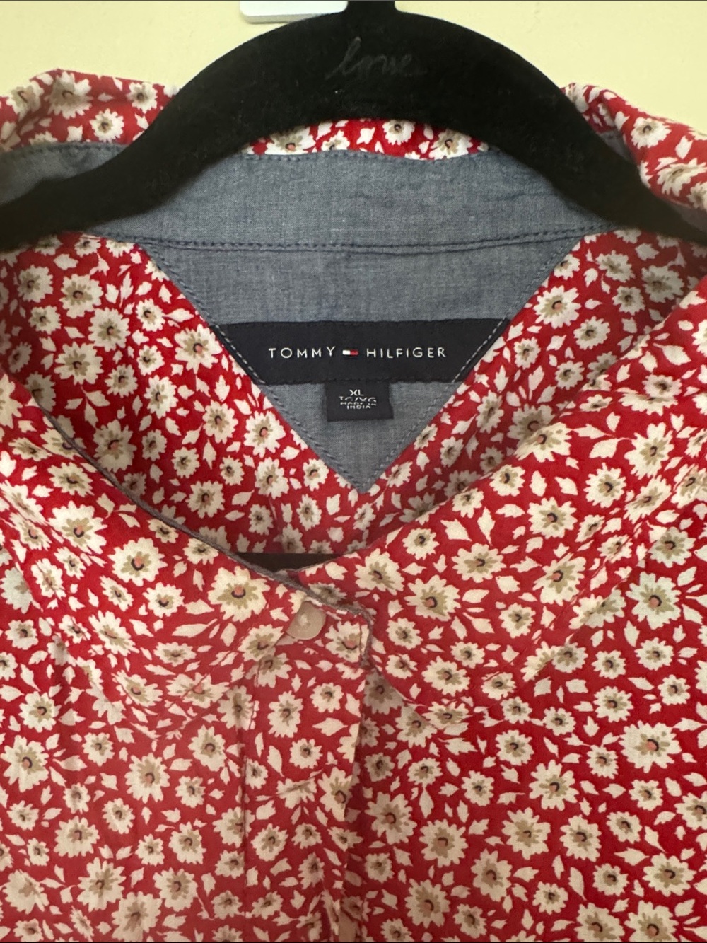 Tommy Hilfiger Red Floral Button-Down Shirt - Picture 2 of 3